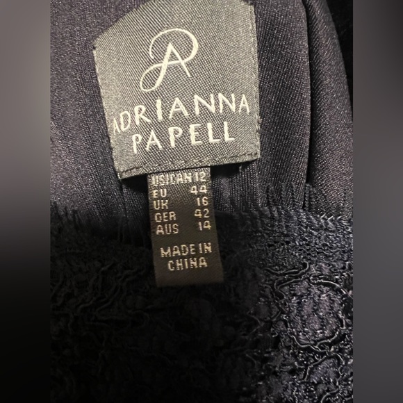 Adrianna Papell lace dress - Picture 6 of 6